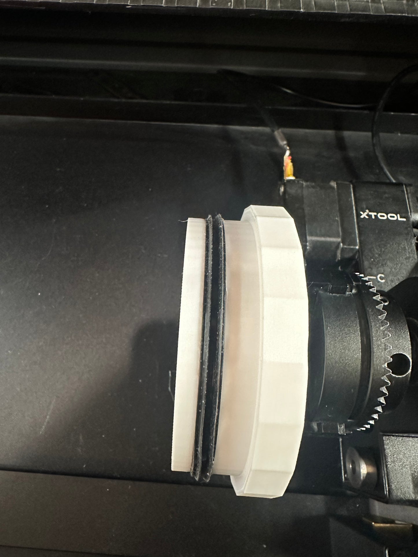Chuck Laser Rotary Press Fit Quick Change Lid Adapter for Easy Alignment - Yeti